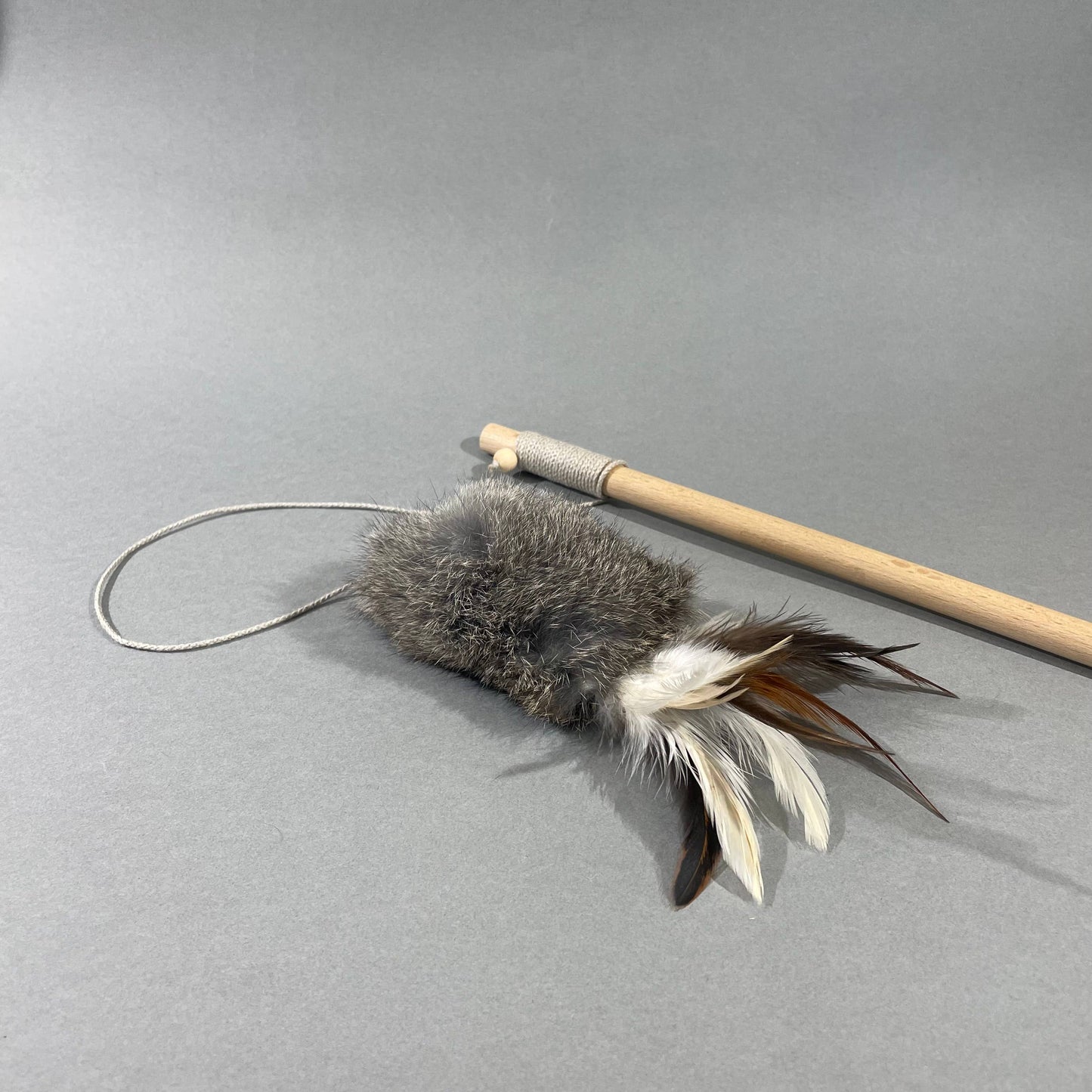 🐱 Canne à pêche pour chats - Fourrure naturelle & plumes