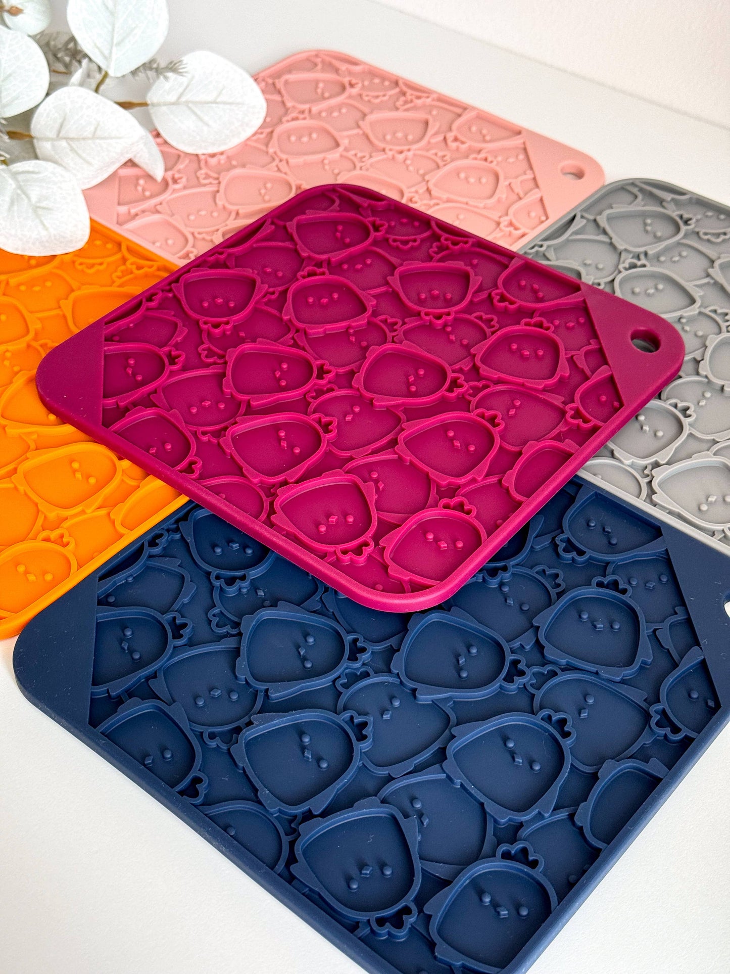 🐶🐱 Tapis de léchage pour chiens et chats "Chicken Party"