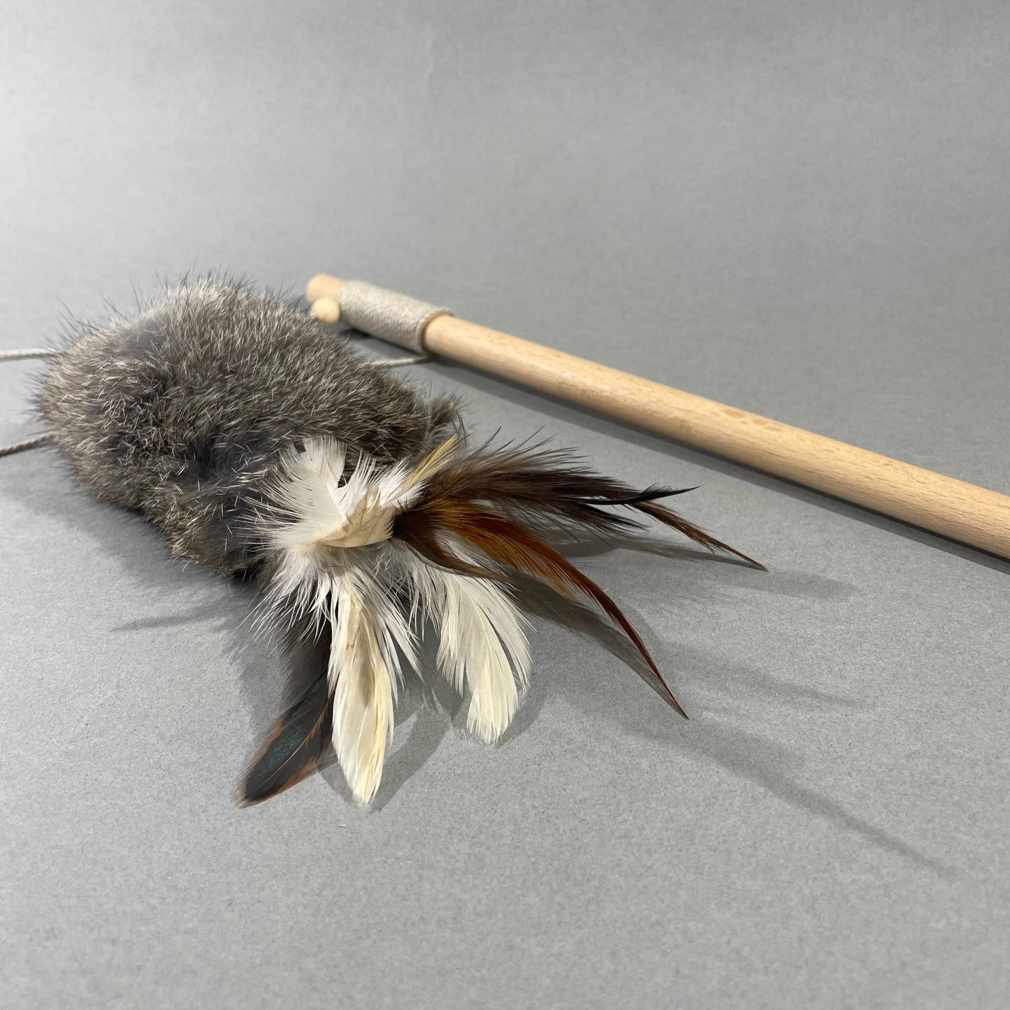 🐱 Canne à pêche pour chats - Fourrure naturelle & plumes
