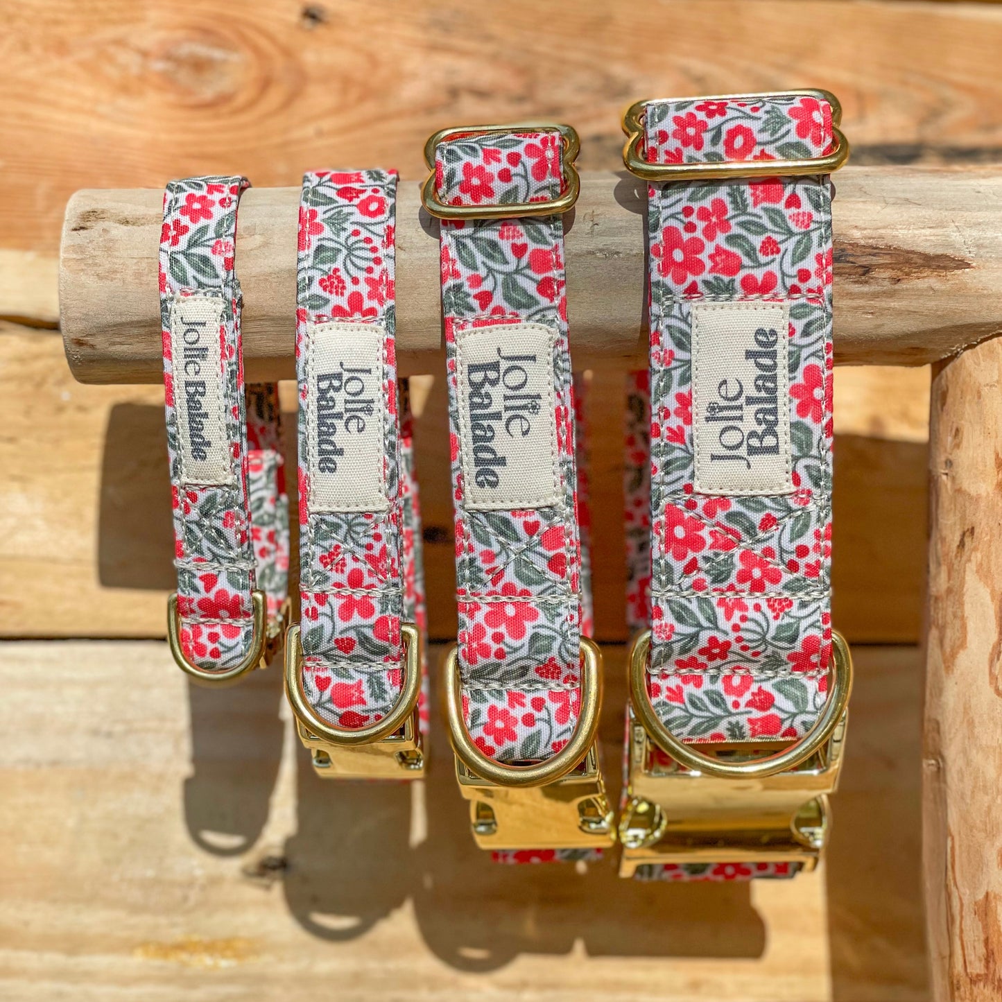 🐶 Collier "RED FLOWERS"